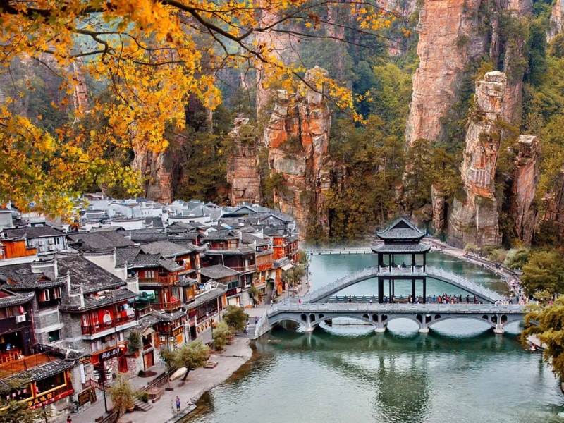 Trung Quốc: Ân Thi – Trương Gia Giới – Phượng Hoàng Cổ Trấn