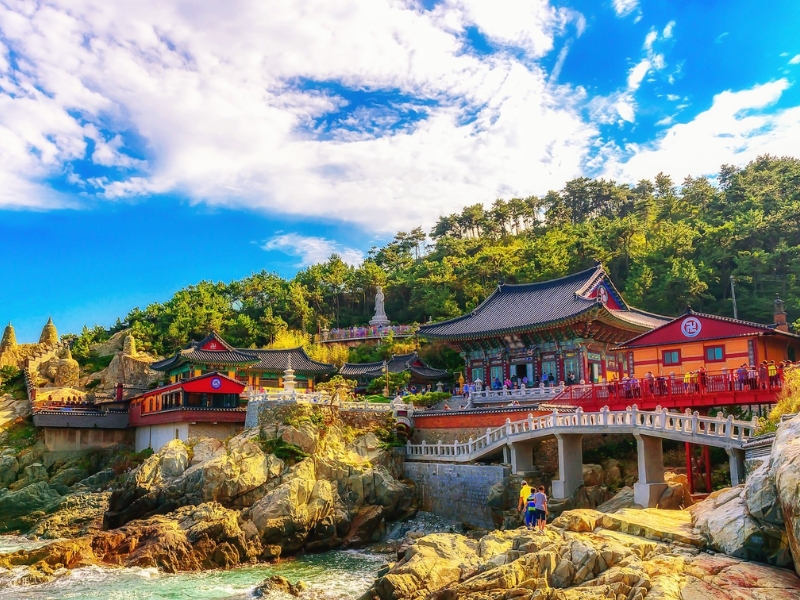 Hàn Quốc: Gamcheon Culture Village – BIFF Square – Đảo Nami – Cung điện Gyeongbokgung – Tháp Namsan 5N4